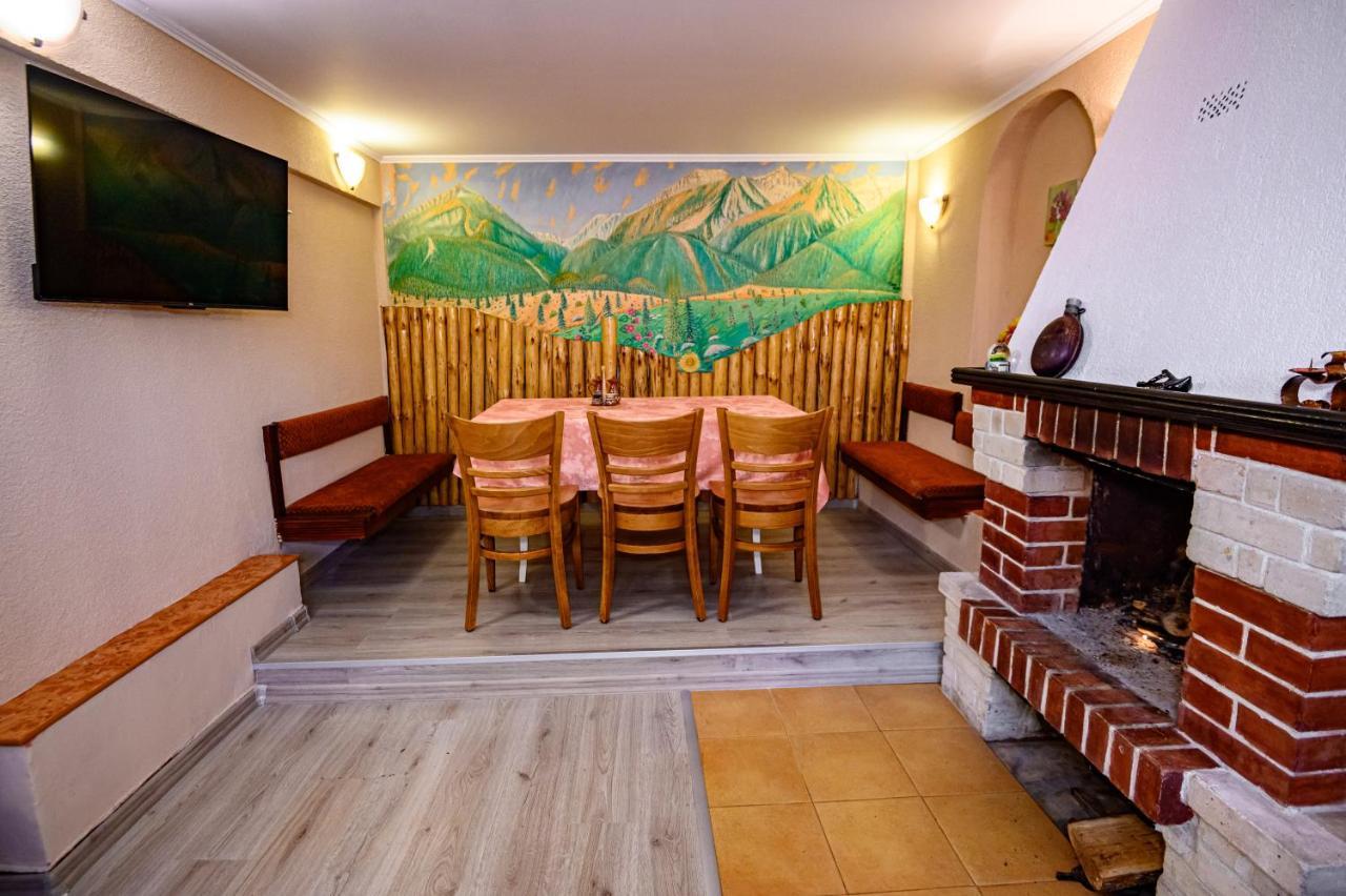 Lalev Guest House Банско Екстериор снимка