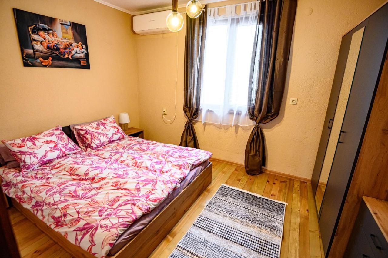 Lalev Guest House Банско Екстериор снимка